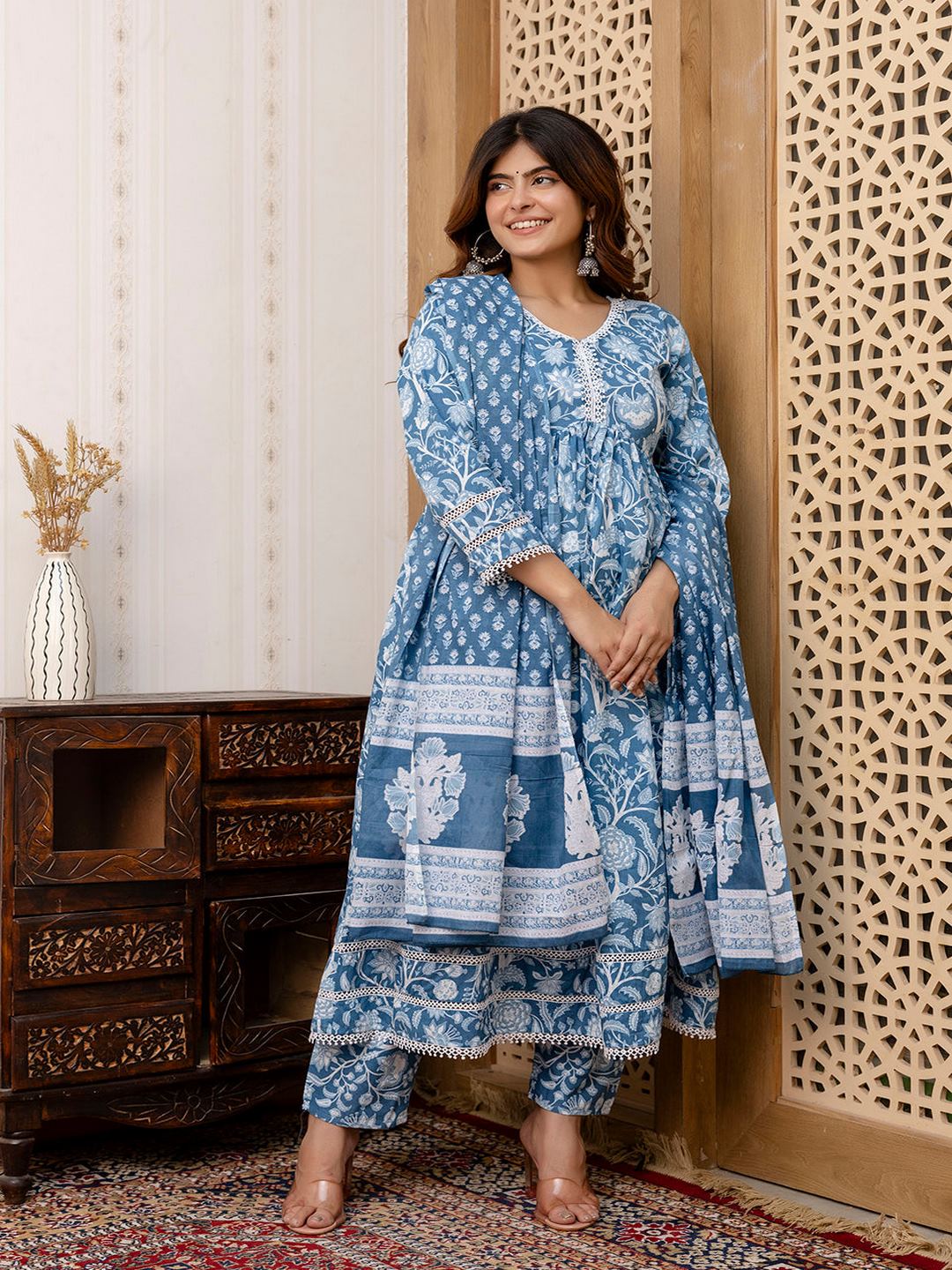 Women's Turquoise Blue Pleated Floral Printed Anarkali Kurta