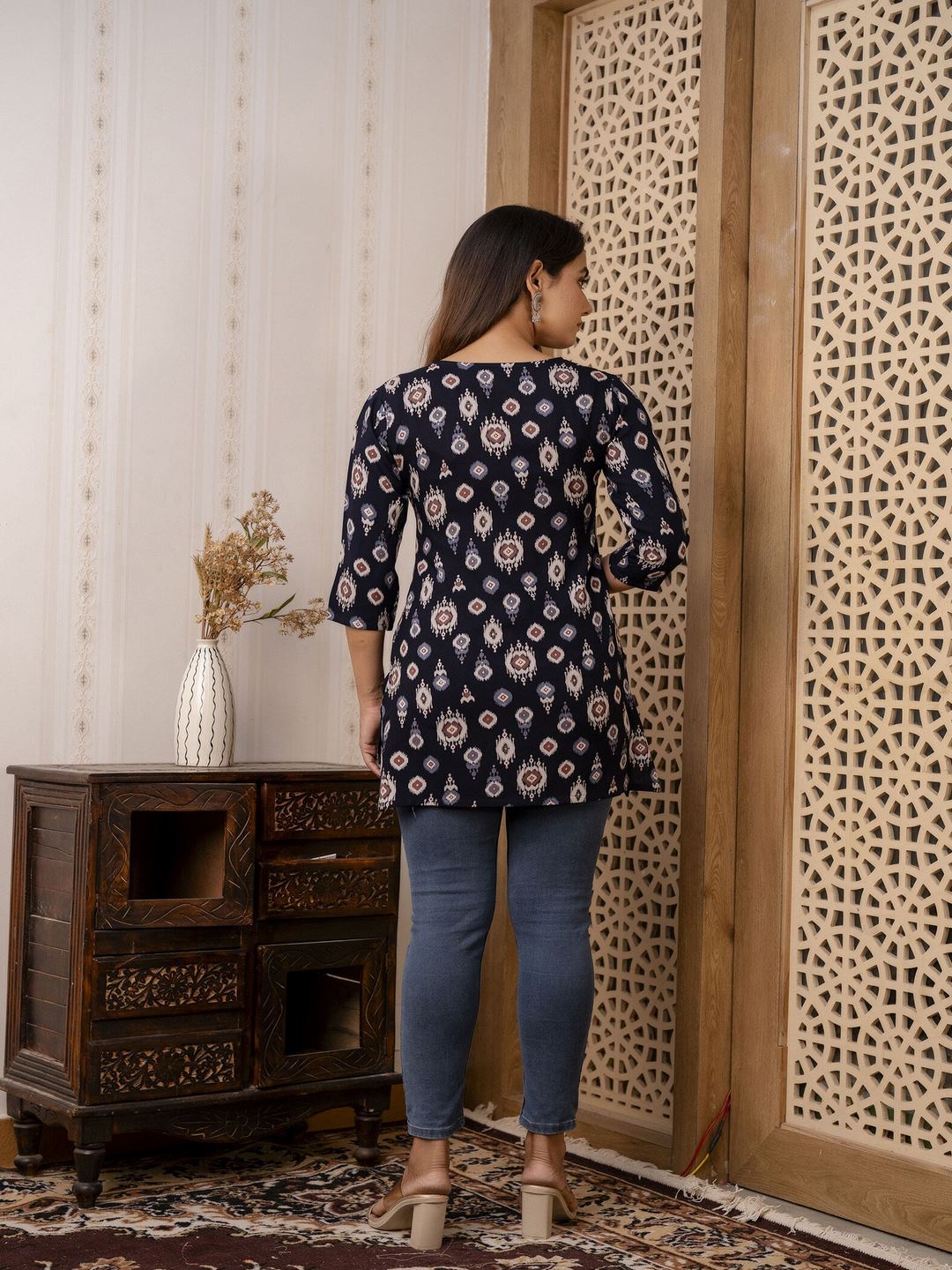 Black Printed Straight Tunic