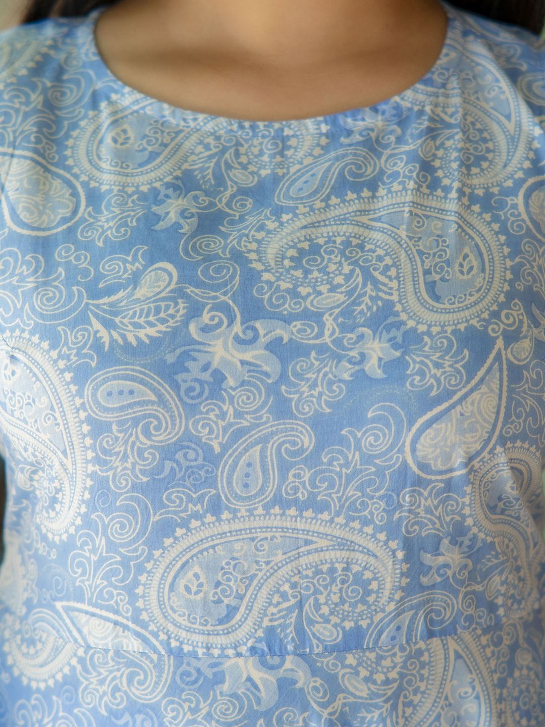 Blue Bandhani Printed Sleeveless Kurta
