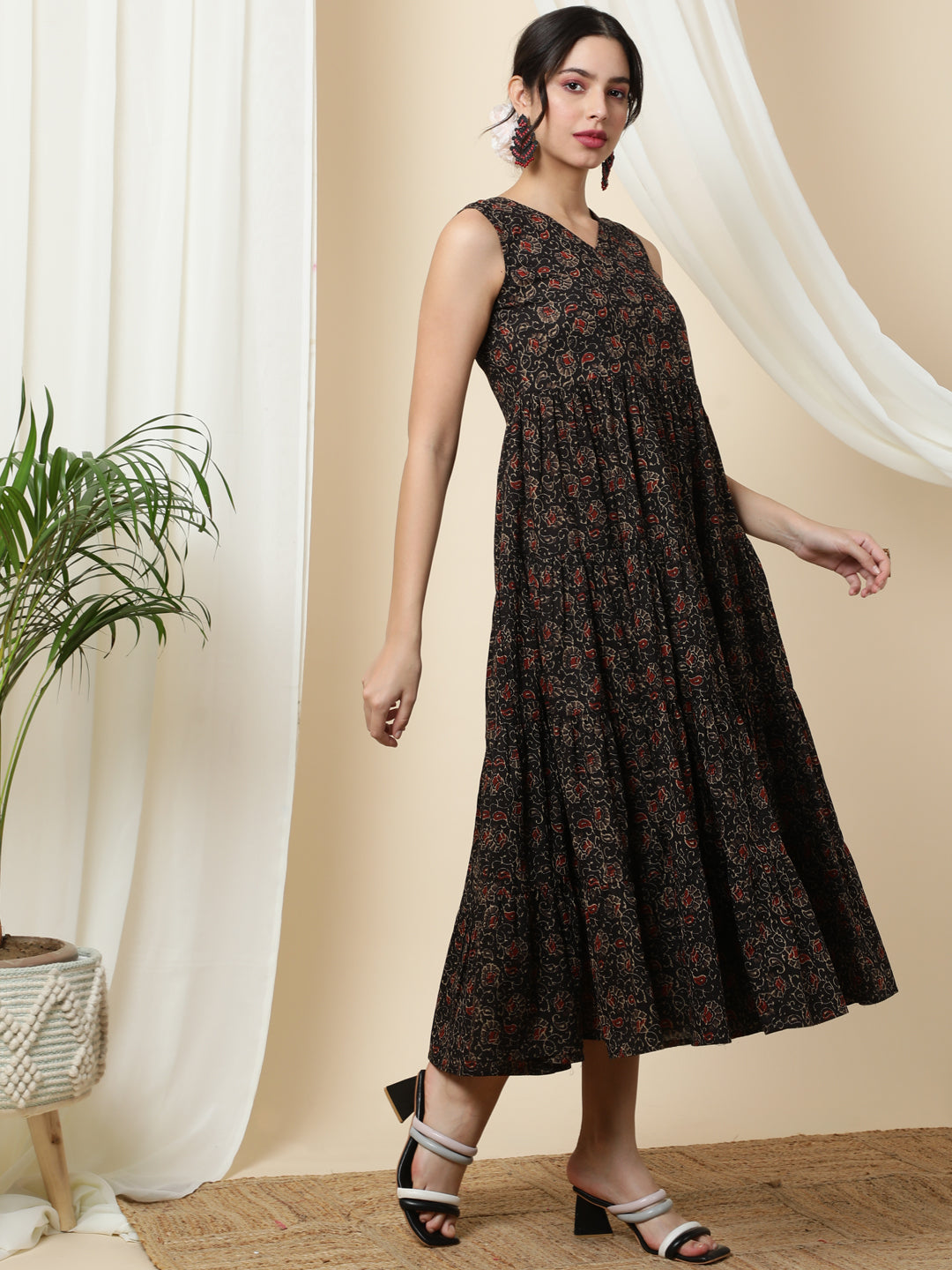 Cotton Calf Length Printed Sleeveless V-Neck Dress