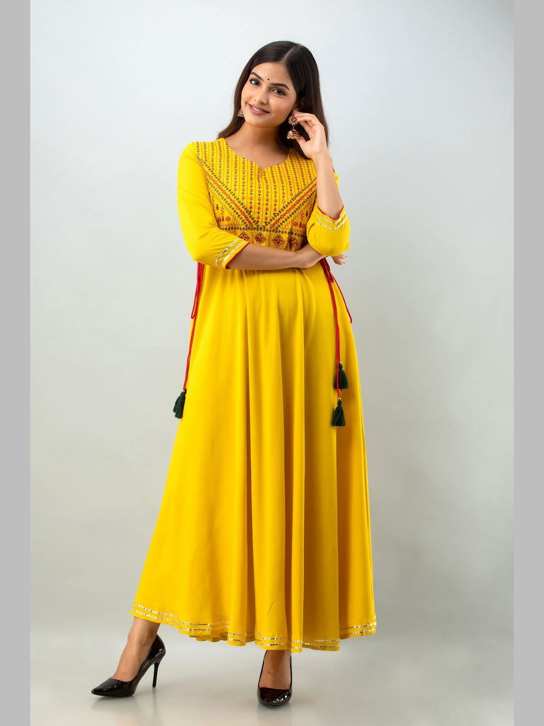Rayon Embroidered 3/4 Sleeve Straight Round Neck Calf Length Kurta (Preorder)