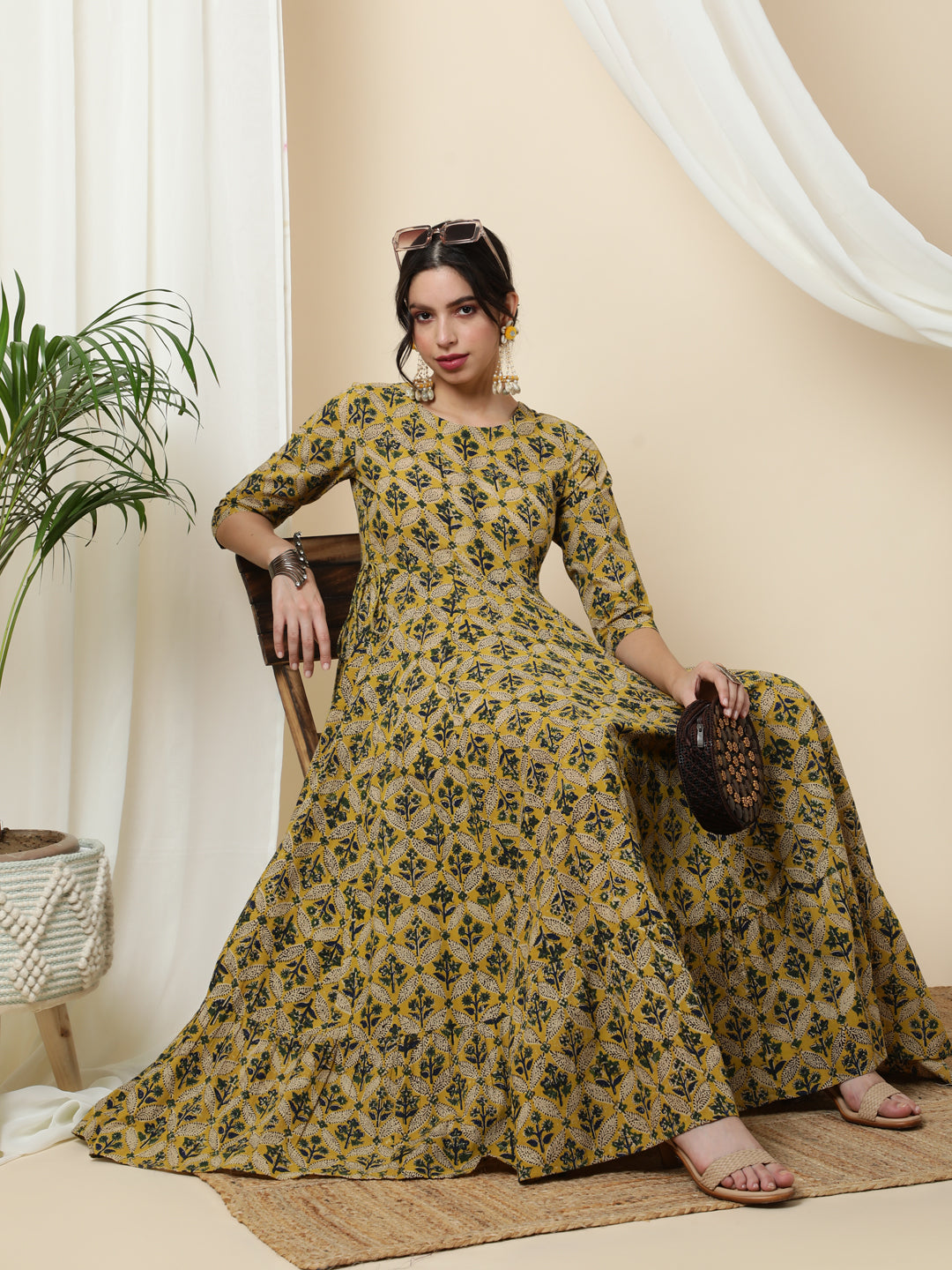 Cotton Calf Length Printed 3/4 Sleeve Round Neck Kurta