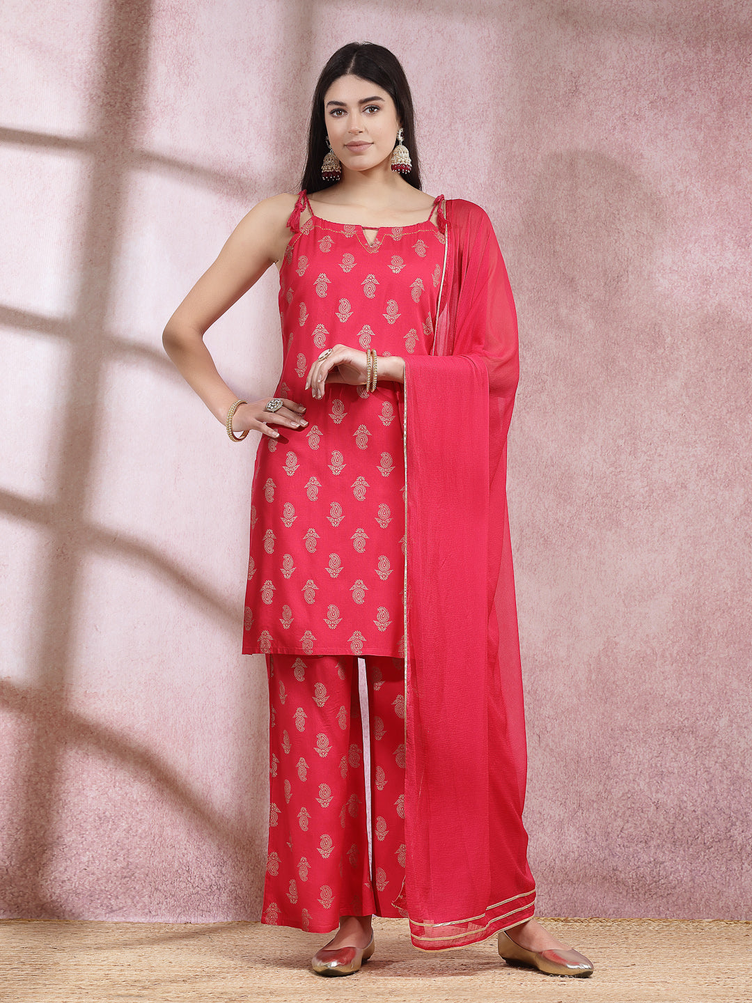 Paisley Printed Rayon Sleeveless Straight Kurta Palazzo Dupatta Set