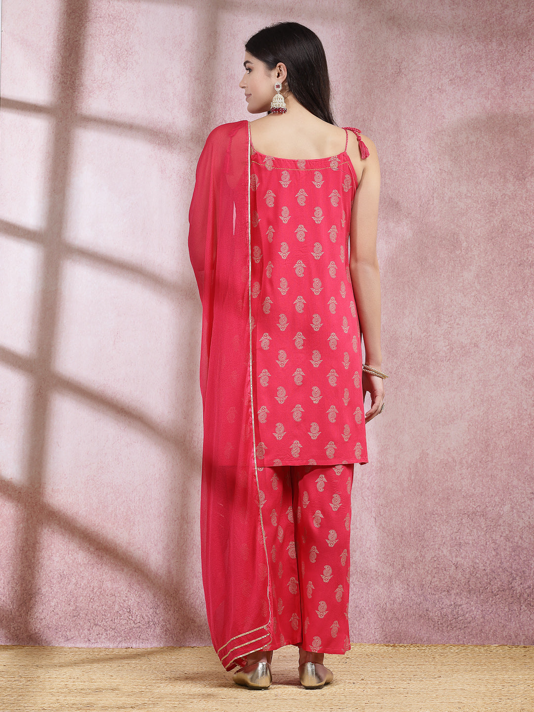 Paisley Printed Rayon Sleeveless Straight Kurta Palazzo Dupatta Set