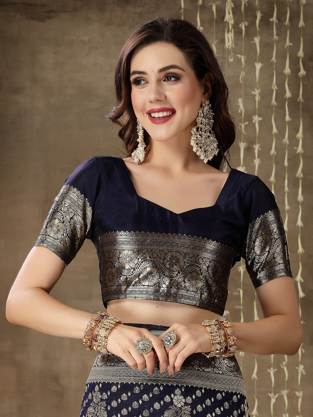 Ethnic Motifs Woven Design Zari Silk Blend Banarasi Saree