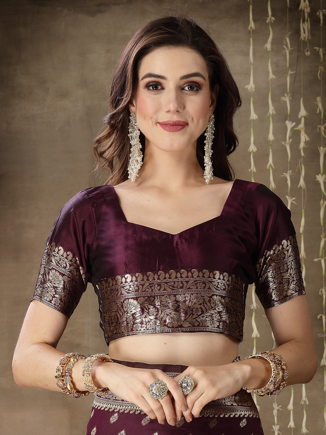 Ethnic Motifs Woven Design Zari Silk Blend Banarasi Saree