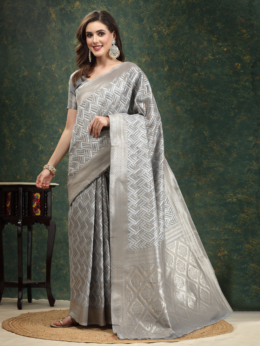 Ethnic Motifs Woven Design Zari Linen Blend Banarasi Saree