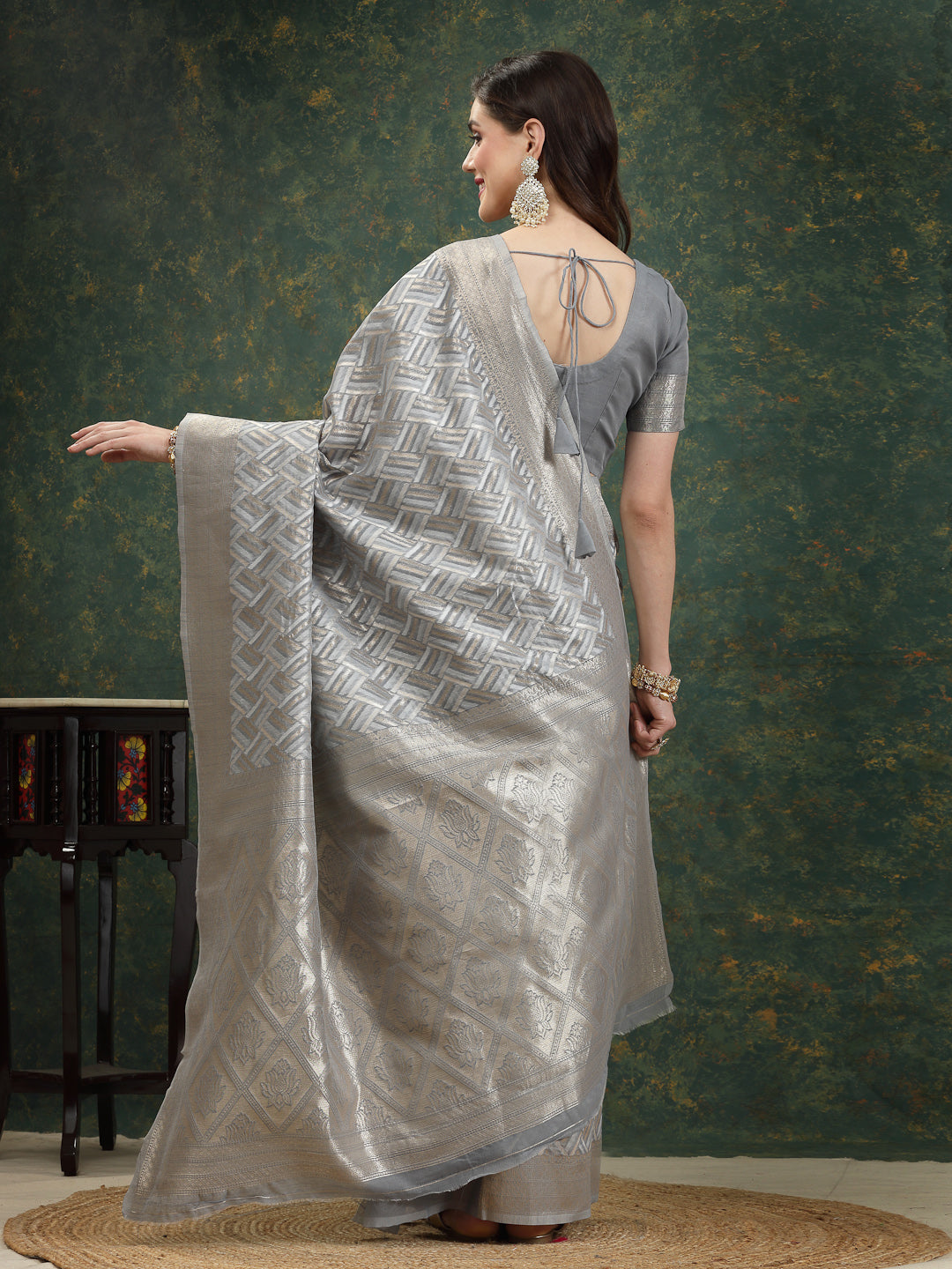Ethnic Motifs Woven Design Zari Linen Blend Banarasi Saree