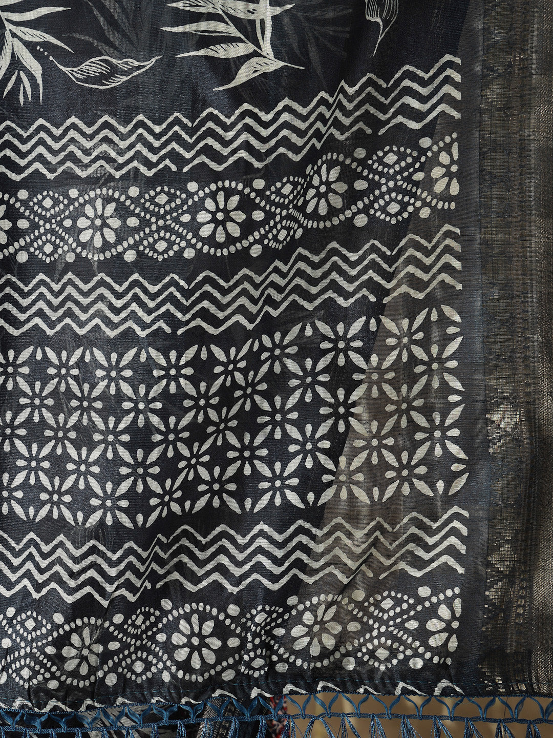 Paisley Print Cotton Blend Saree