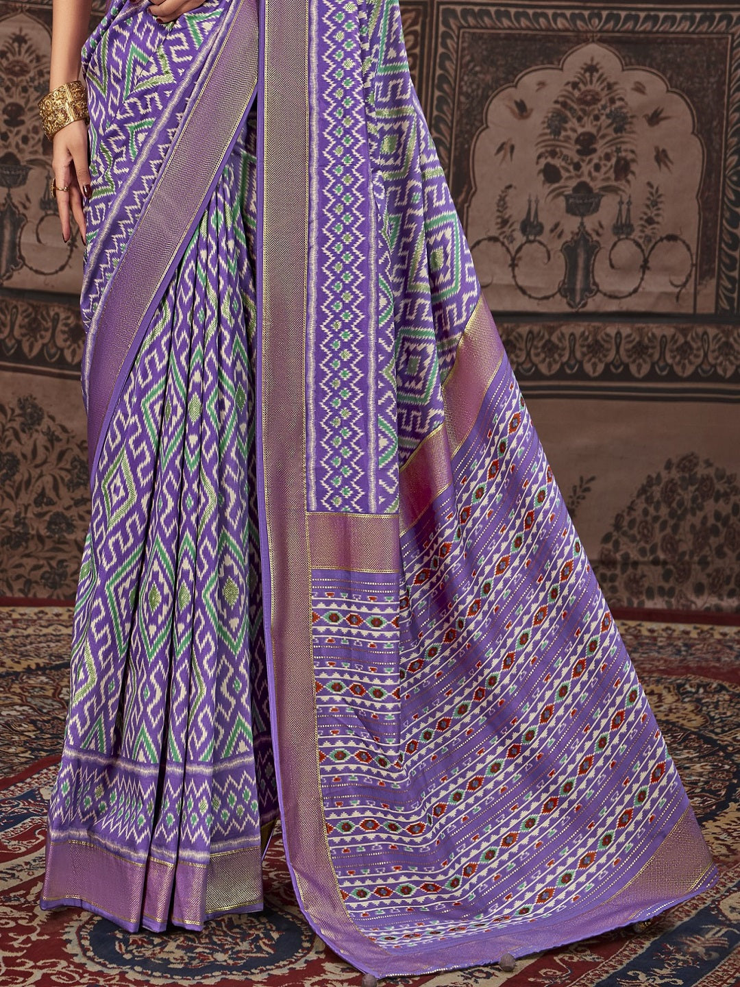 Geometric Printed Zari Border Silk Saree