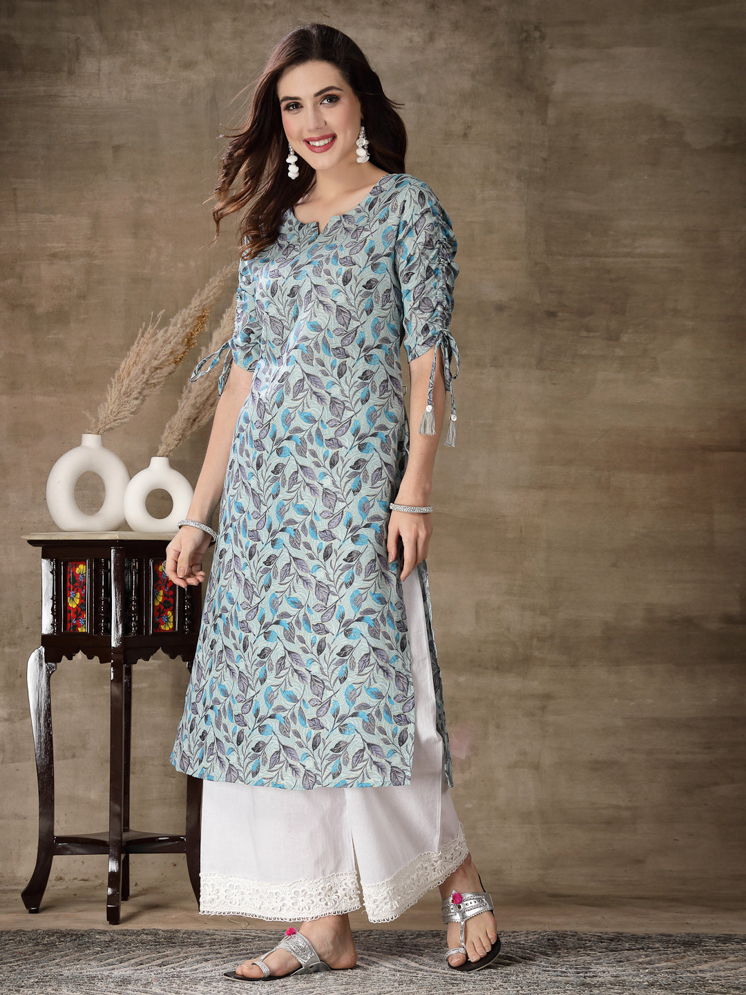 Floral Printed Cotton Blend Straight Kurta