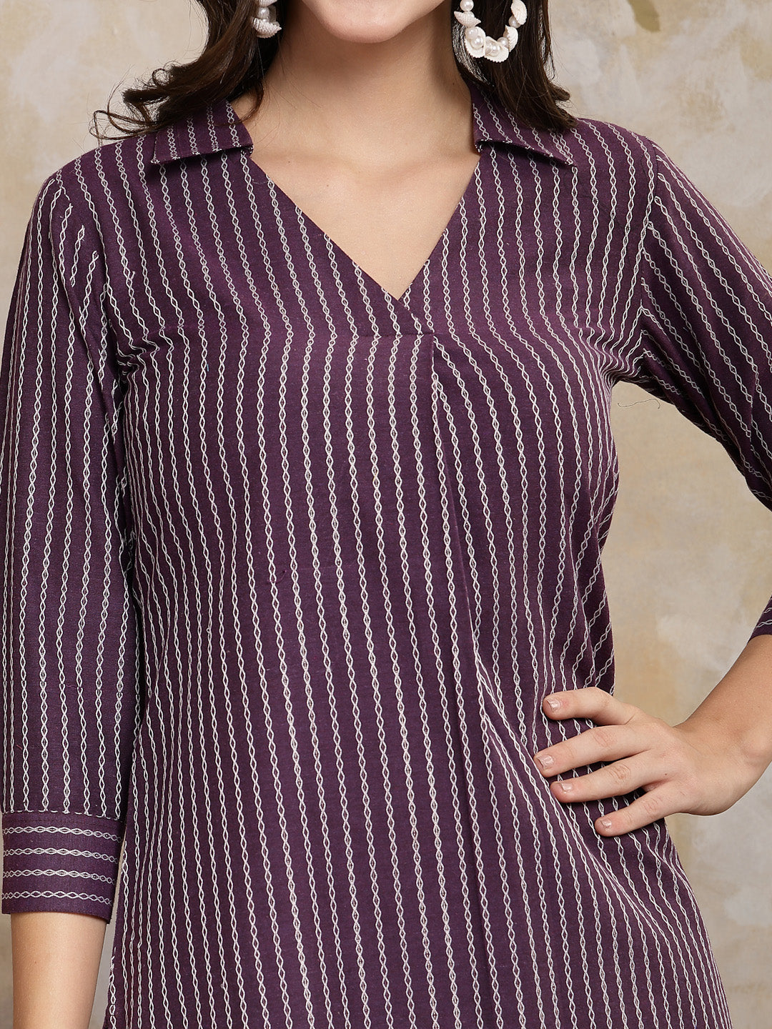 Self Designed Cotton Blend Straight Kurta