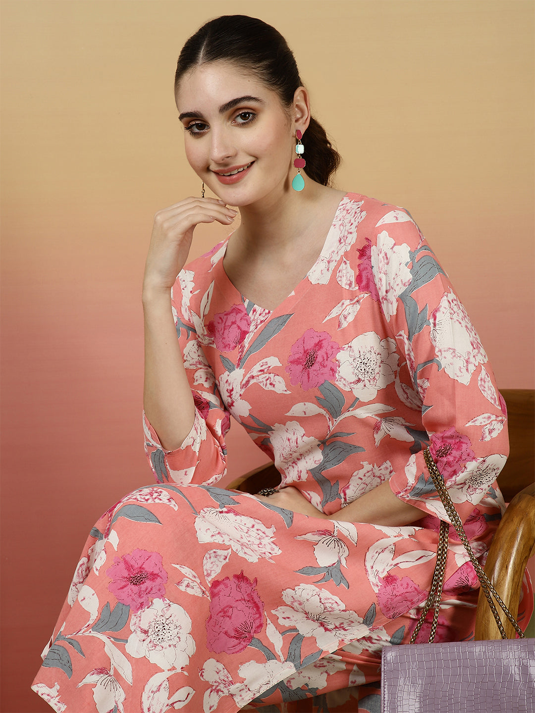 Women Rayon Printed V-Neck Co-Ord Sets With Trousers