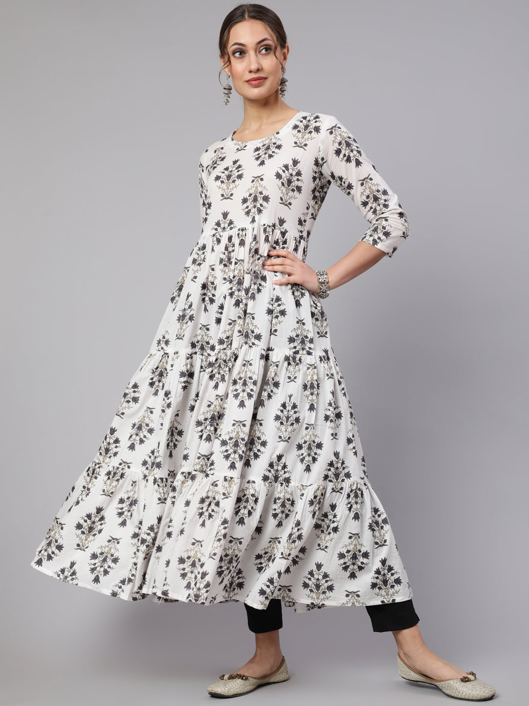 Rayon Printed Round Neck 3/4 Sleeve Flared Kurta