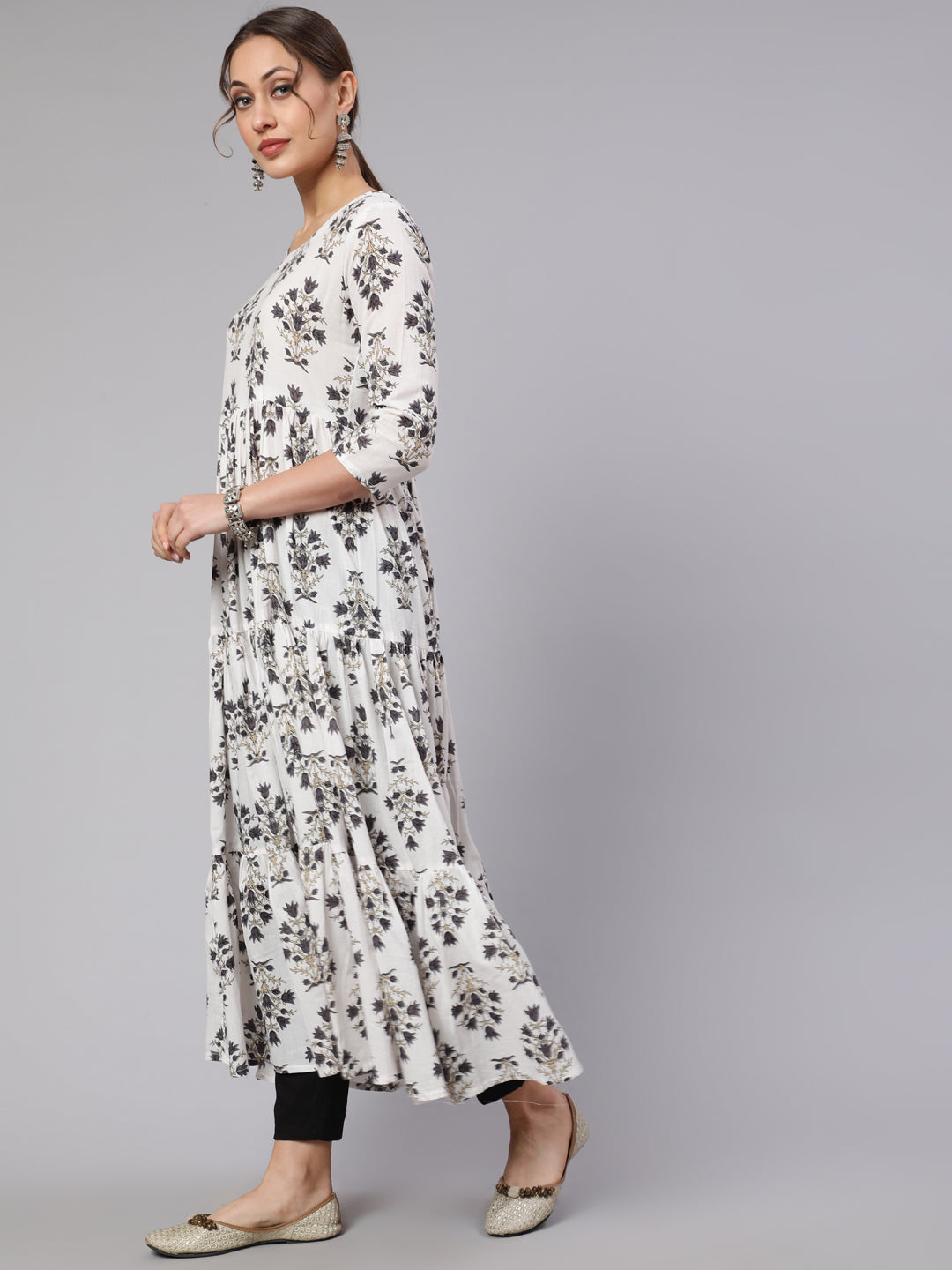 Rayon Printed Round Neck 3/4 Sleeve Flared Kurta