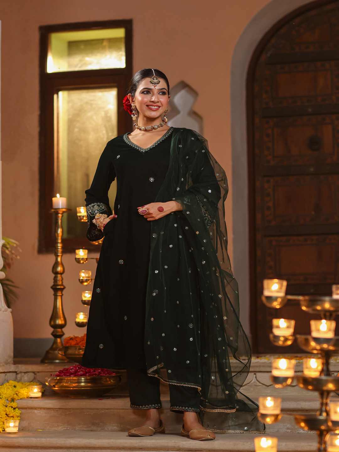 Bottle Green Velvet Embroidered Kurta, Pants & Dupatta Set