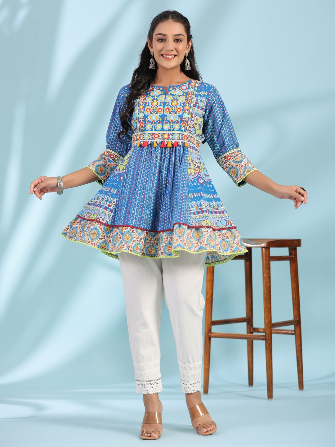 The Sujani Blue Floral Printed Pure Cotton Tunic With Thread Work