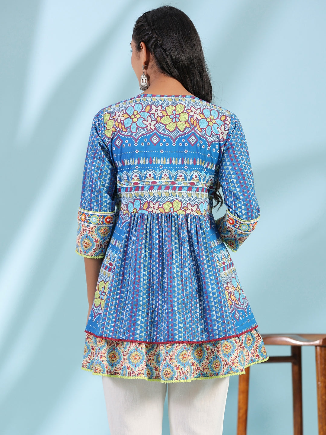 The Sujani Blue Floral Printed Pure Cotton Tunic With Thread Work