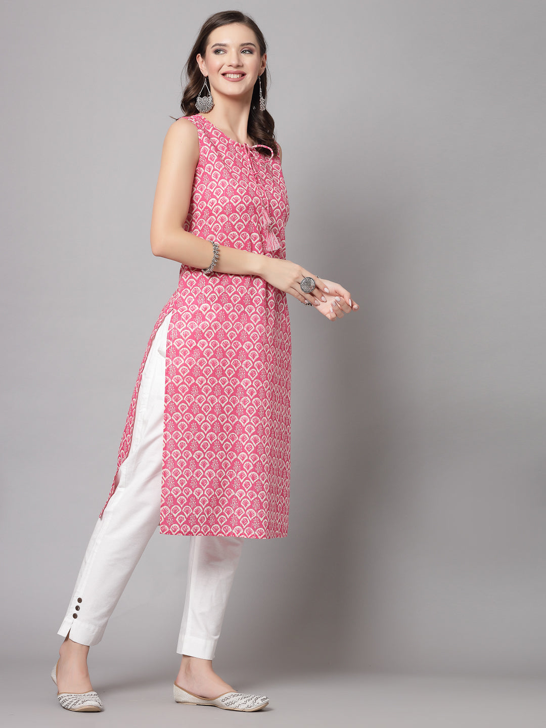 Pink Self-Design Kurta - Rayon Fabric, Sleeveless, Round Neck And Calf Length