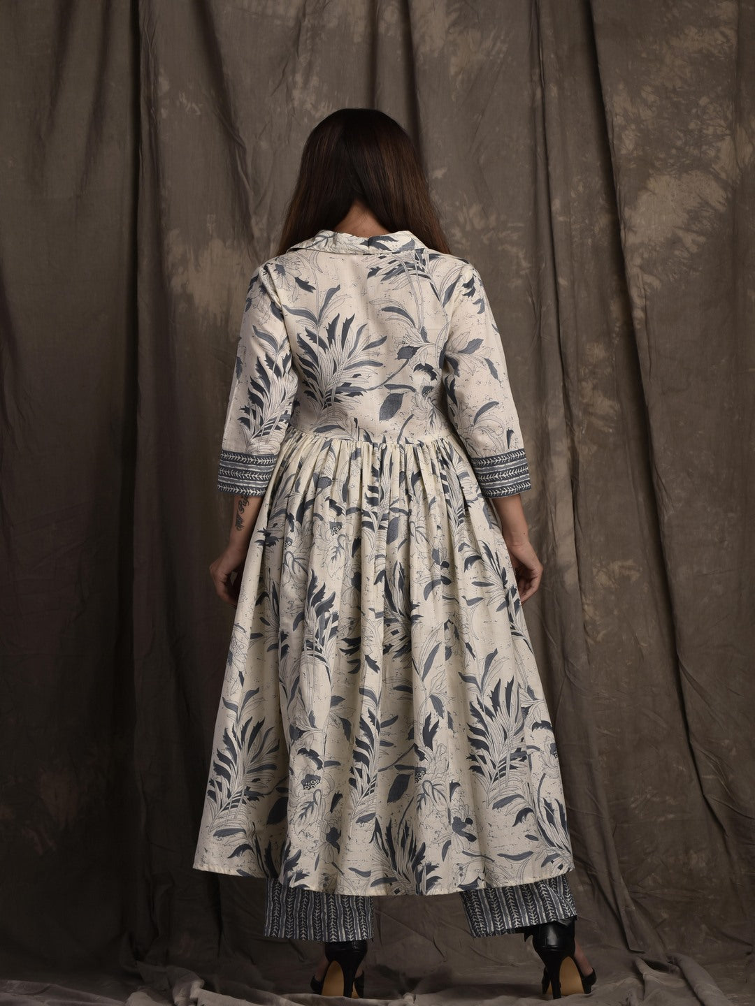 Pure Cotton Collared Neck 3/4 Sleeve Printed Kurta Set