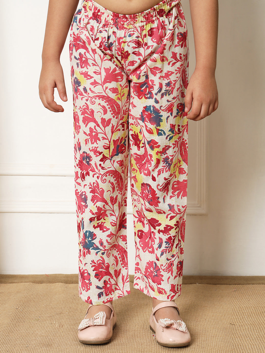 Girls Straight style Cotton fabric Red color Co-ord set