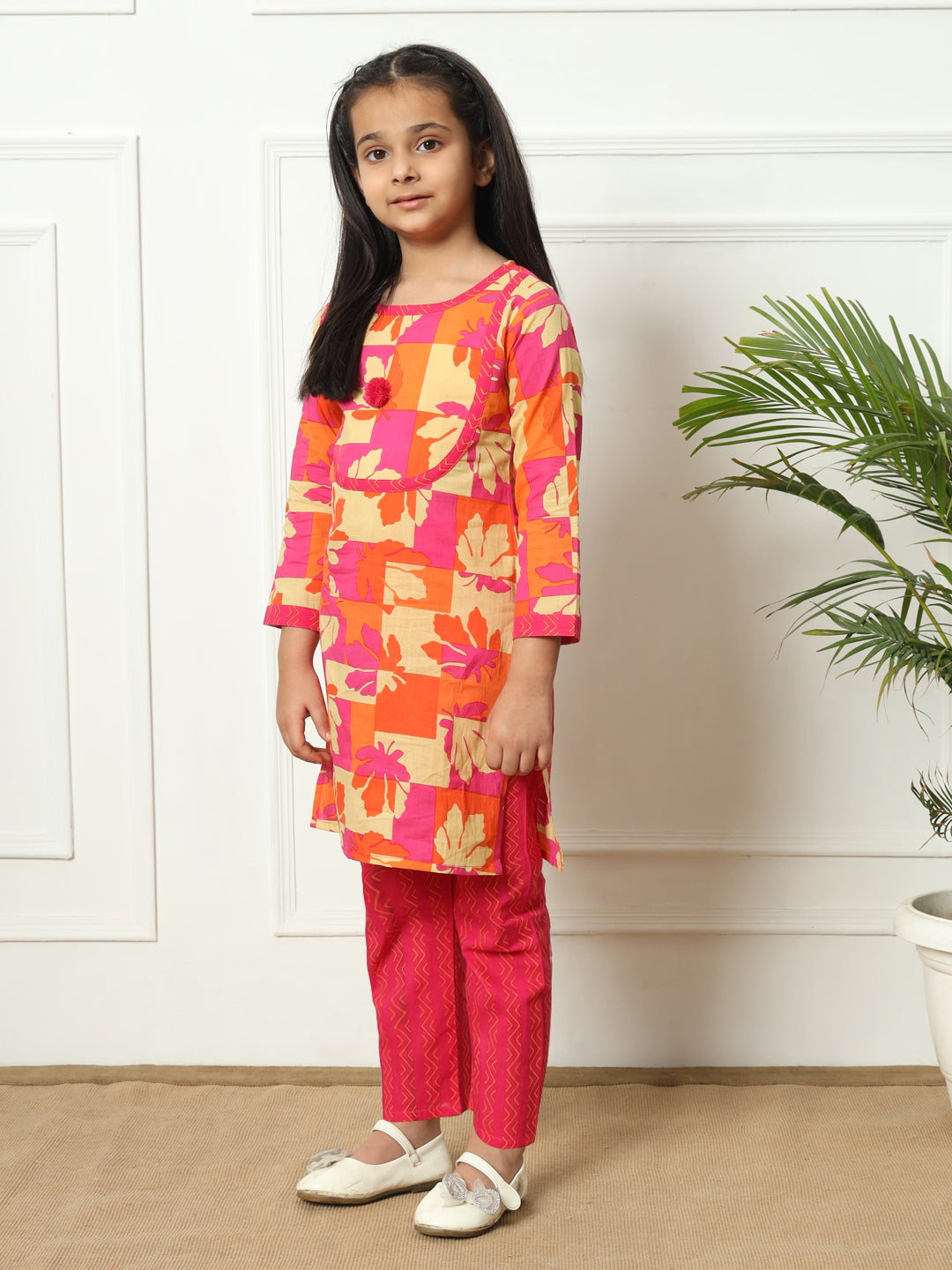 Straight style Cotton fabric Pink color Kurti with Bottom