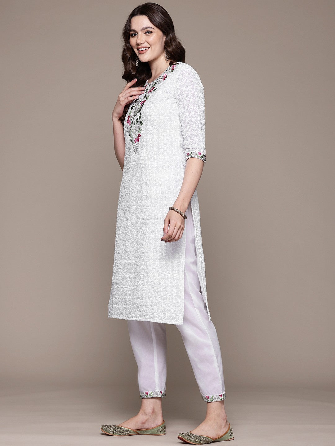 Straight style Cotton fabric White color kurta with Bottom