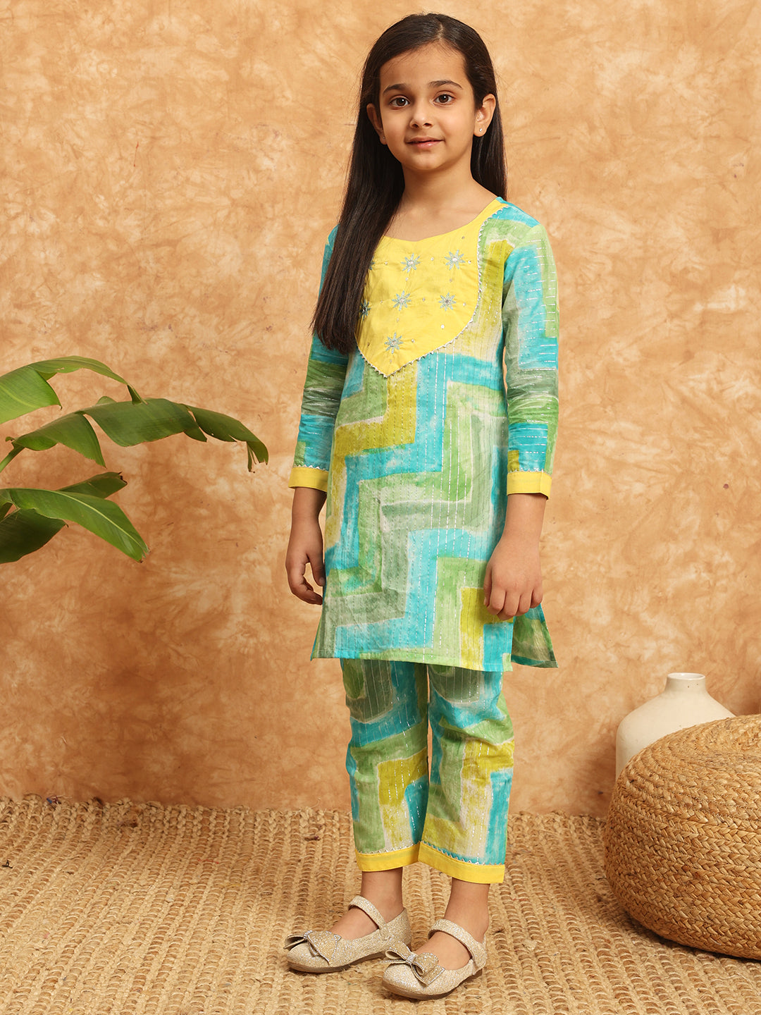 Straight Style Cotton Fabric Green Color Printed Kurti And Palazzo With Gotta Work