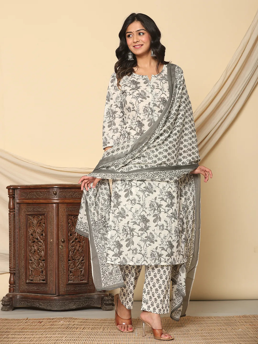 Grey Pure Cotton Kurta Dupatta Pant Set