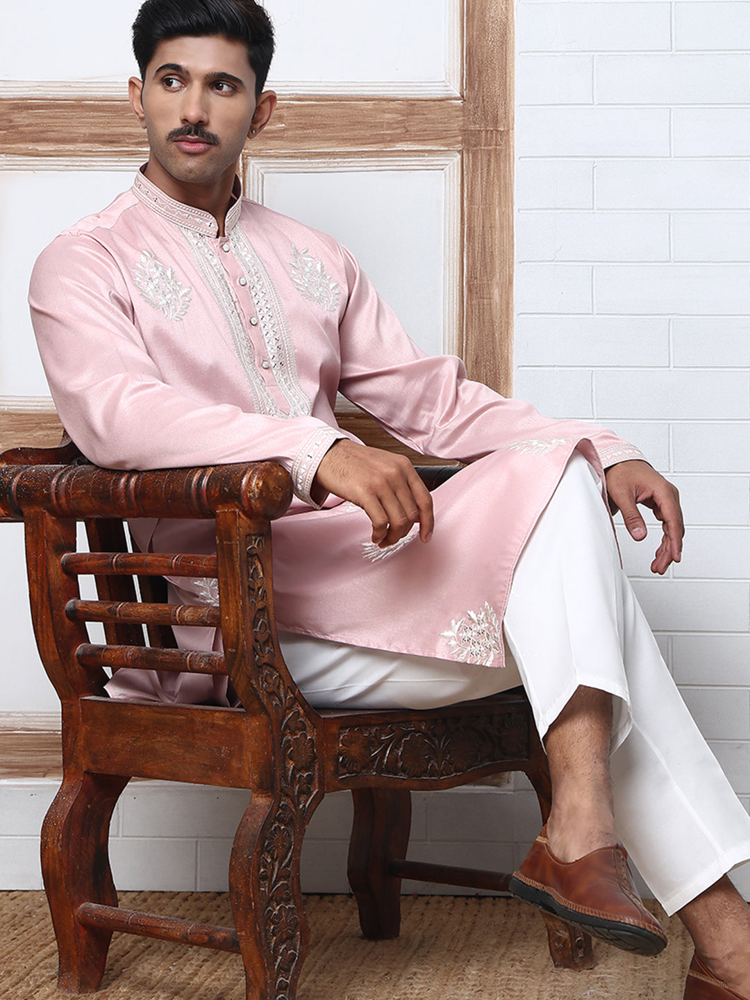 Men’S Silk Blend Ethnic Embroidered Kurta