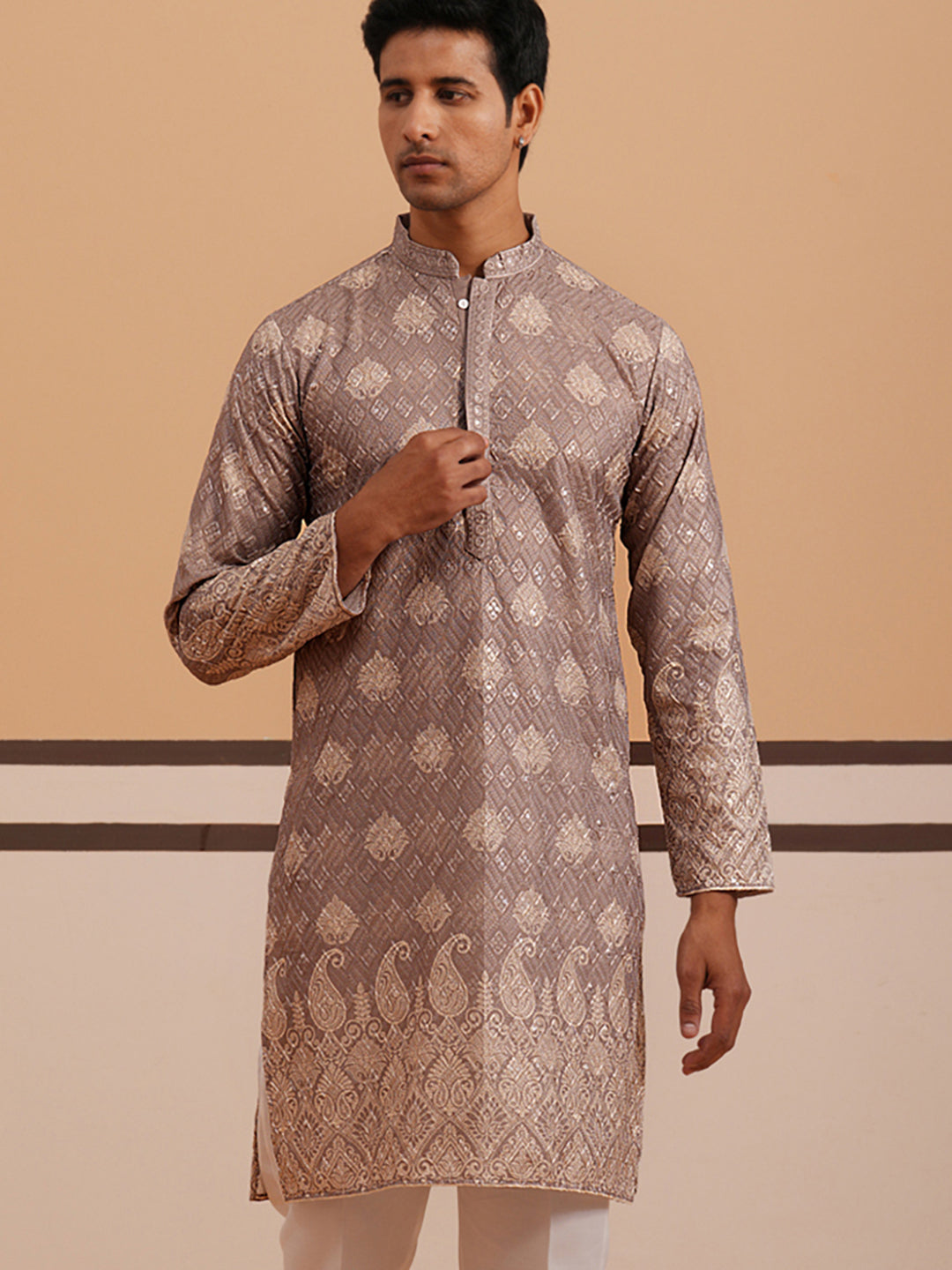 Embroidered Cotton-Blend Kurta With Paisley Design