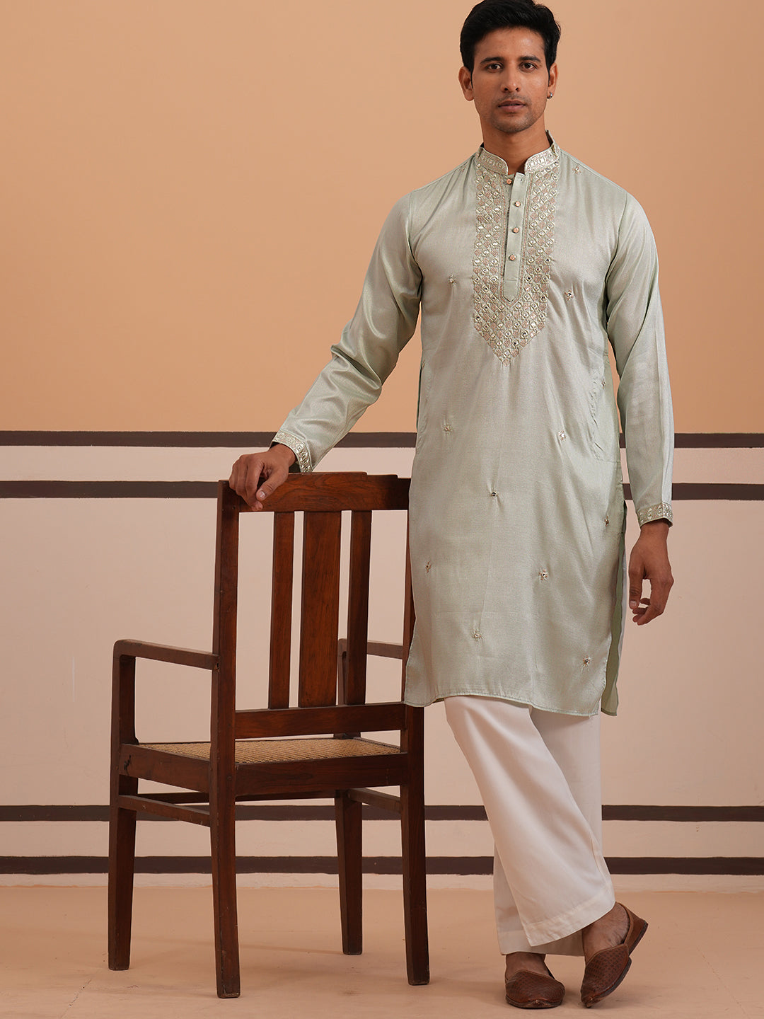 Men'S Geometric Embroidered Kurta Set