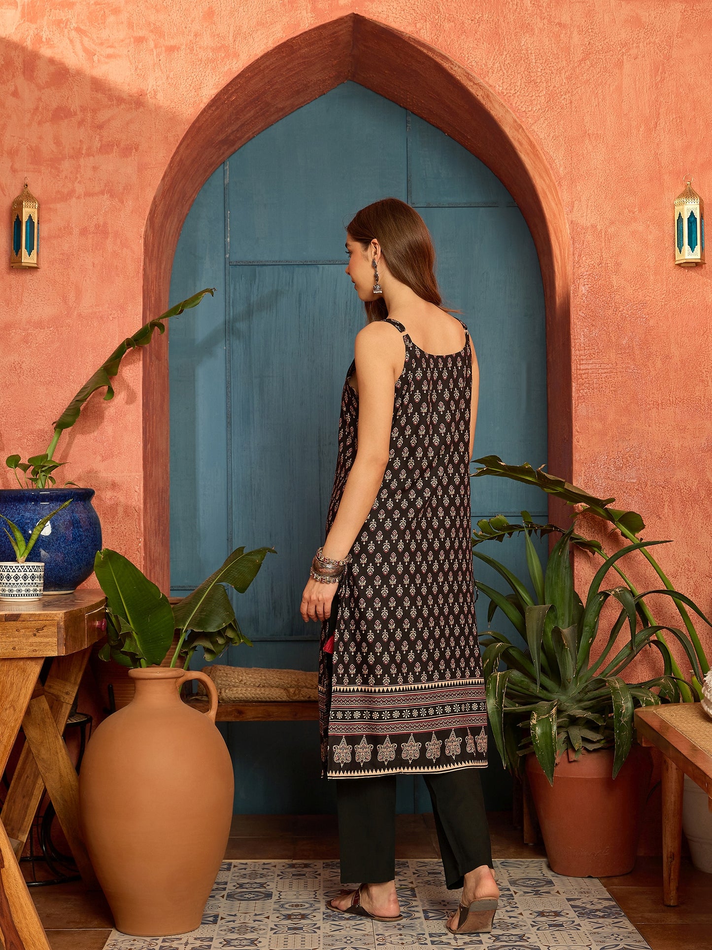 Ethnic Motif Printed Rayon Straight Kurta