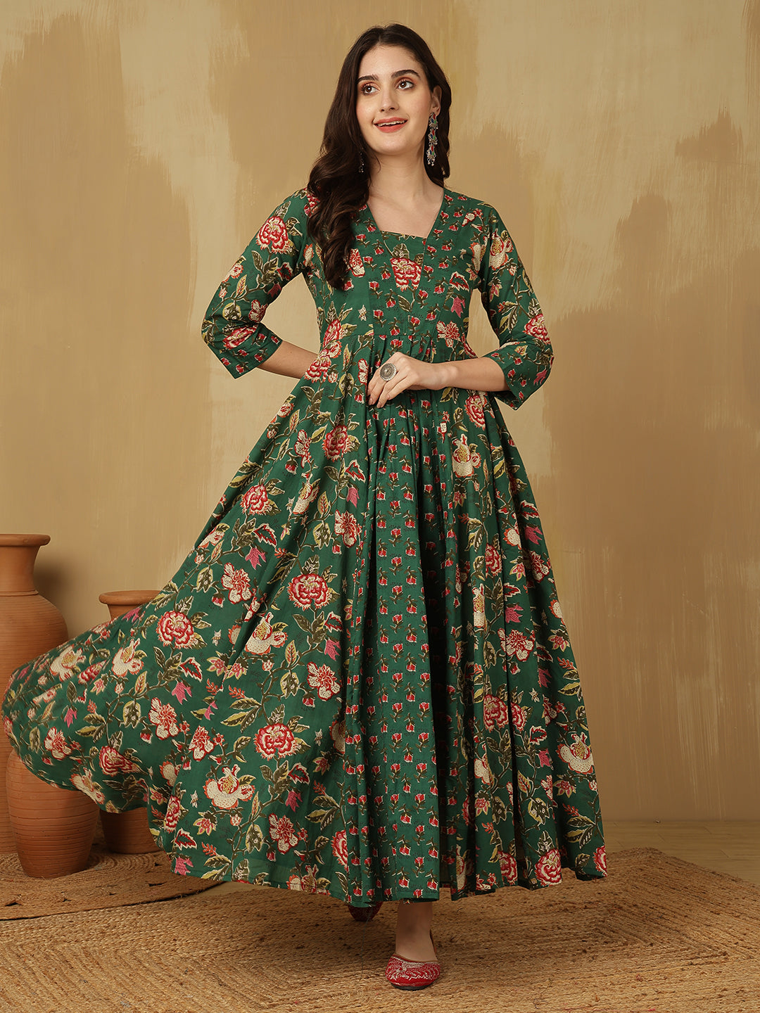 Women Cotton Printed Ankle Length V-Neck Anarkali Kurta