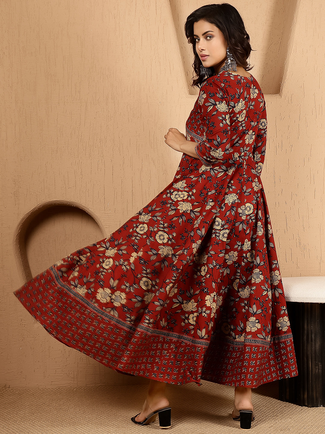 Rayon Ankle Length Printed Flared 3/4 Sleeves V Neck Gown
