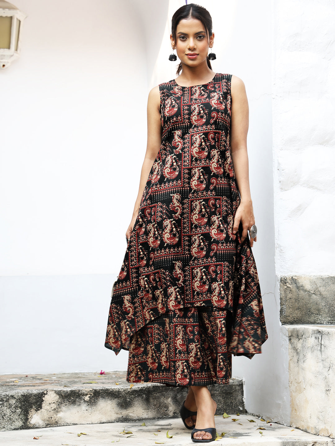 Rayon Calf Length Printed Assymetrical Sleeveless Sleeves Round Neck Kurta Bottom Set