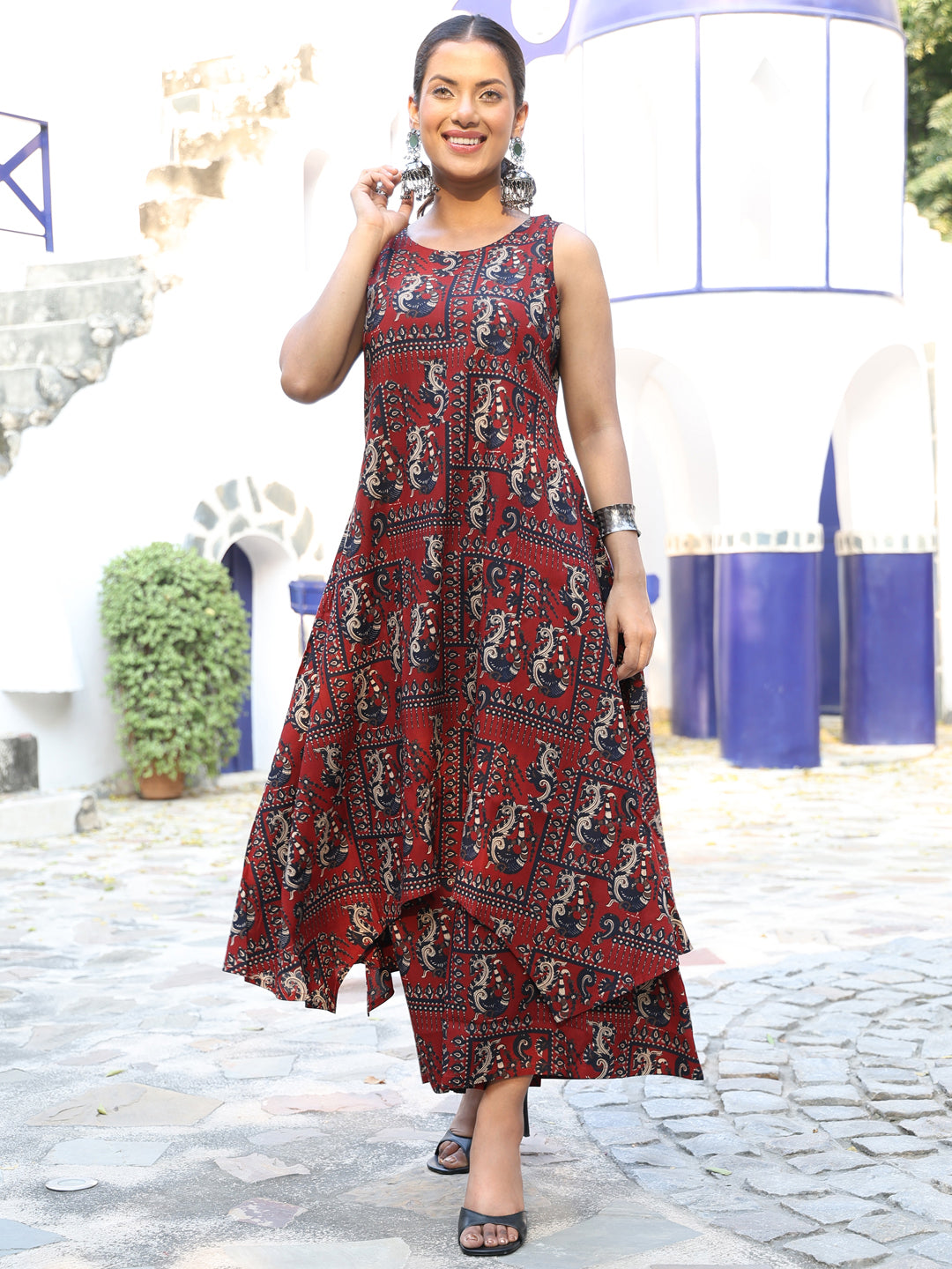 Rayon Calf Length Printed Assymetrical Sleeveless Sleeves Round Neck Kurta Bottom Set