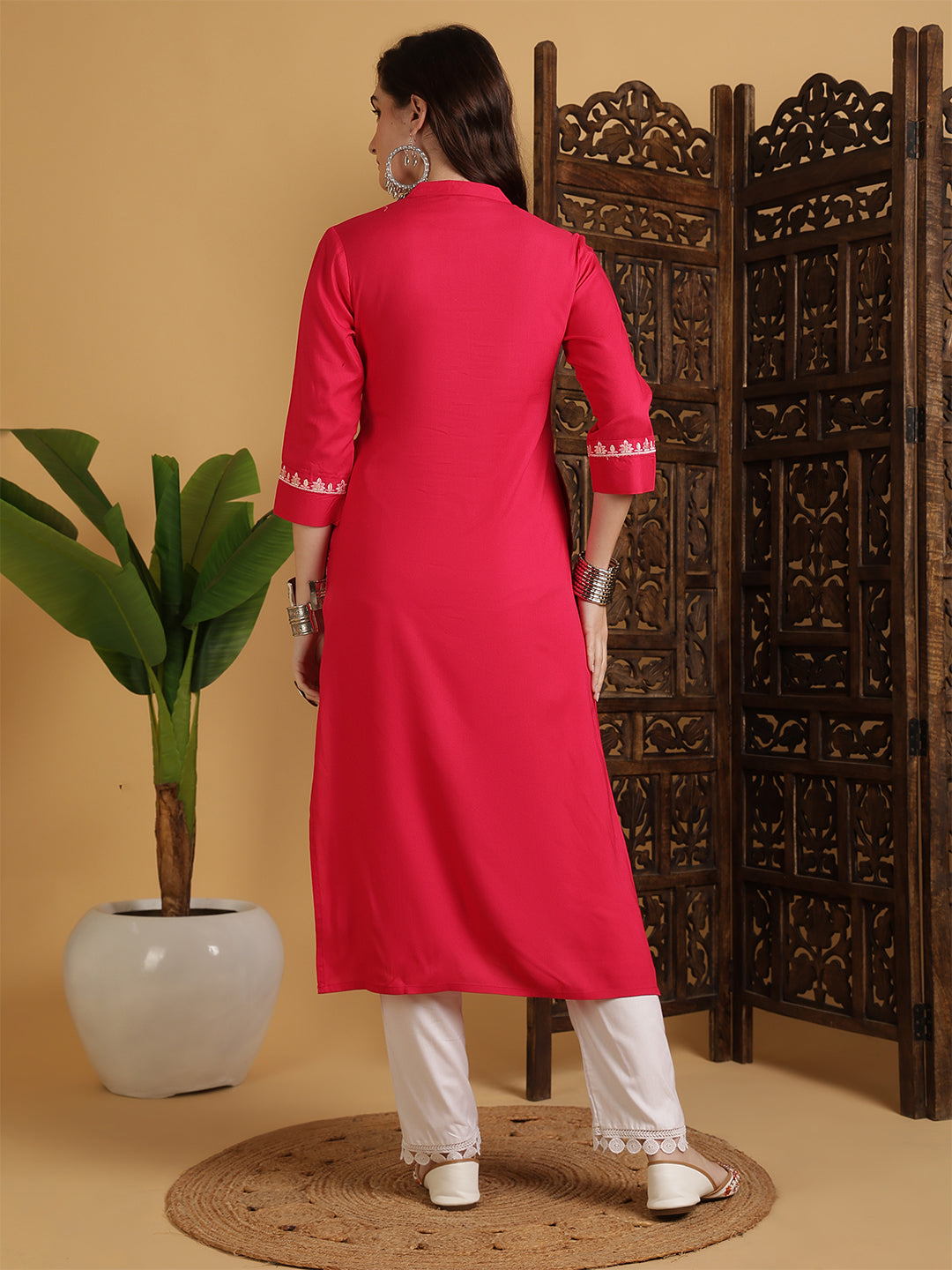 Rayon Calf Length Solid Straight 3/4 Sleeves V-Neck Kurta