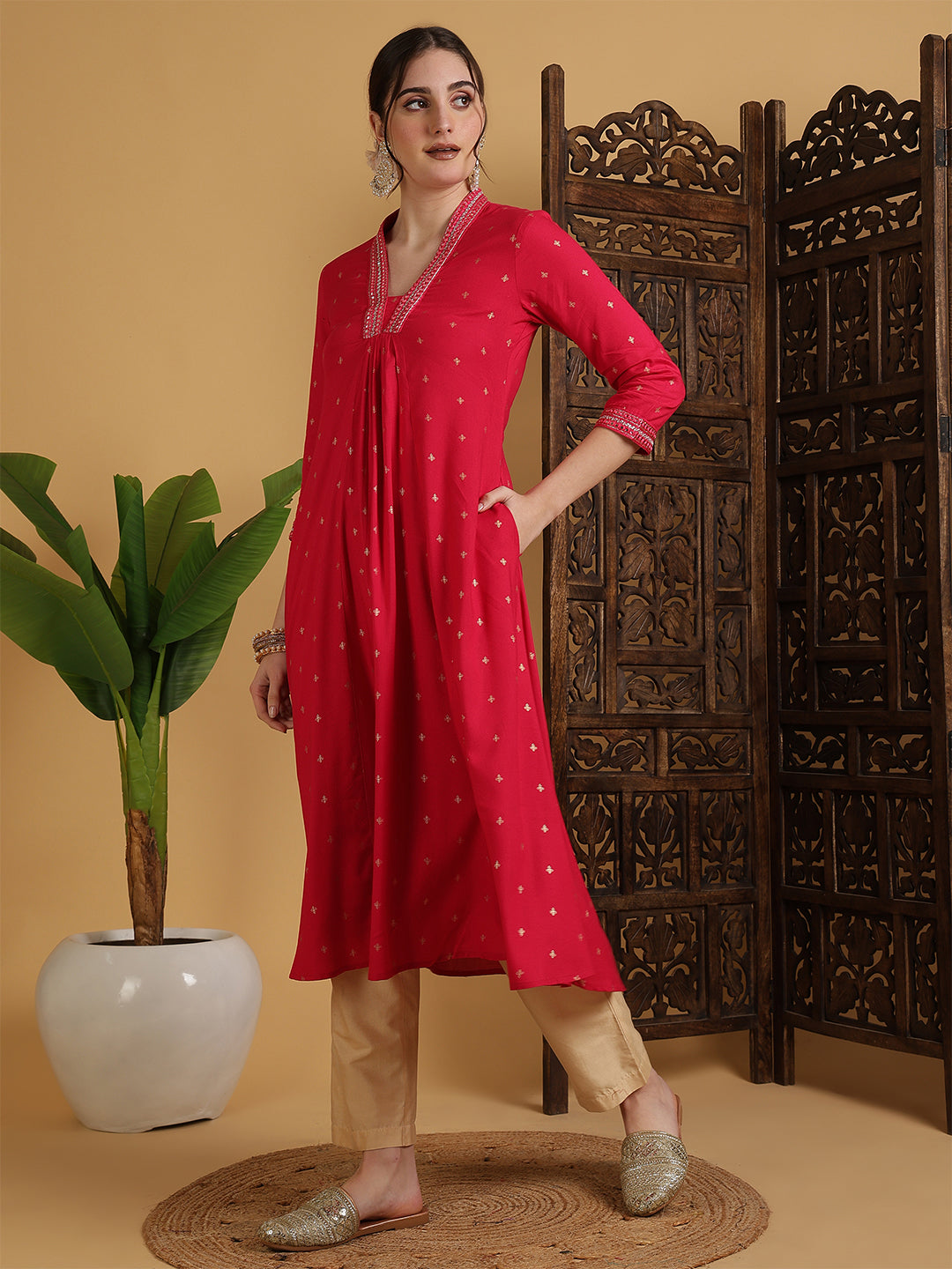 Rayon Calf Length Solid Semi-Flared 3/4 Sleeves V-Neck Kurta