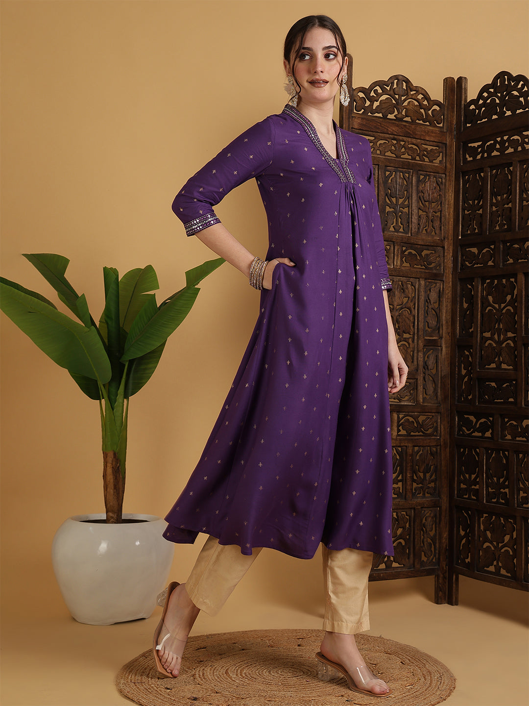 Rayon Calf Length Solid Semi-Flared 3/4 Sleeves V-Neck Kurta
