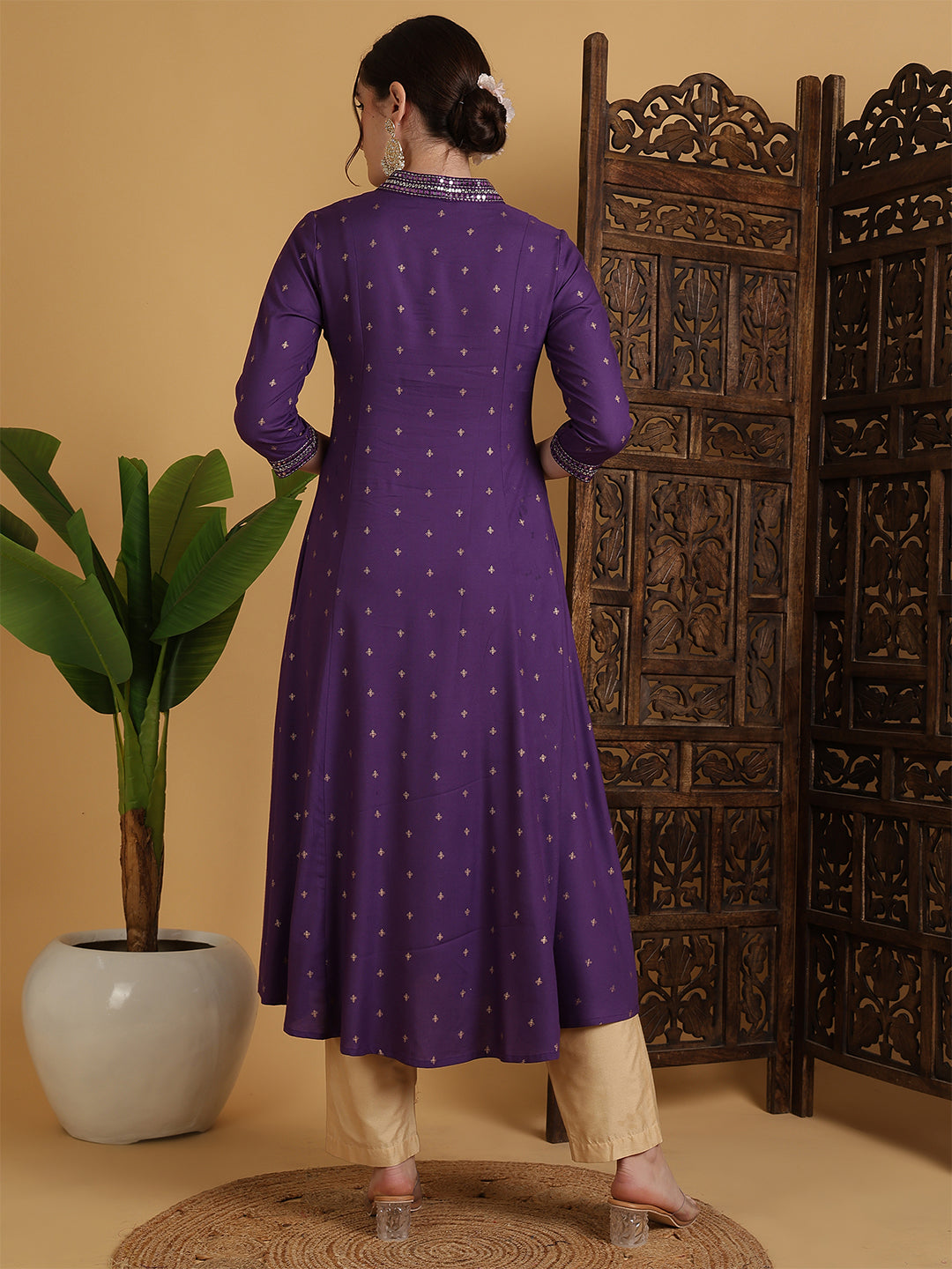 Rayon Calf Length Solid Semi-Flared 3/4 Sleeves V-Neck Kurta