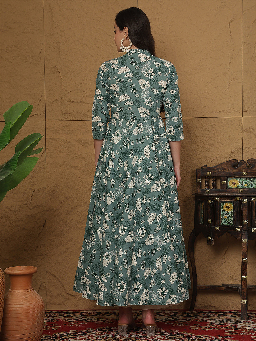 Women Cotton Printed Ankle Length Three-Quarter Sleeves Mandarin Neck Anarkali Kurta