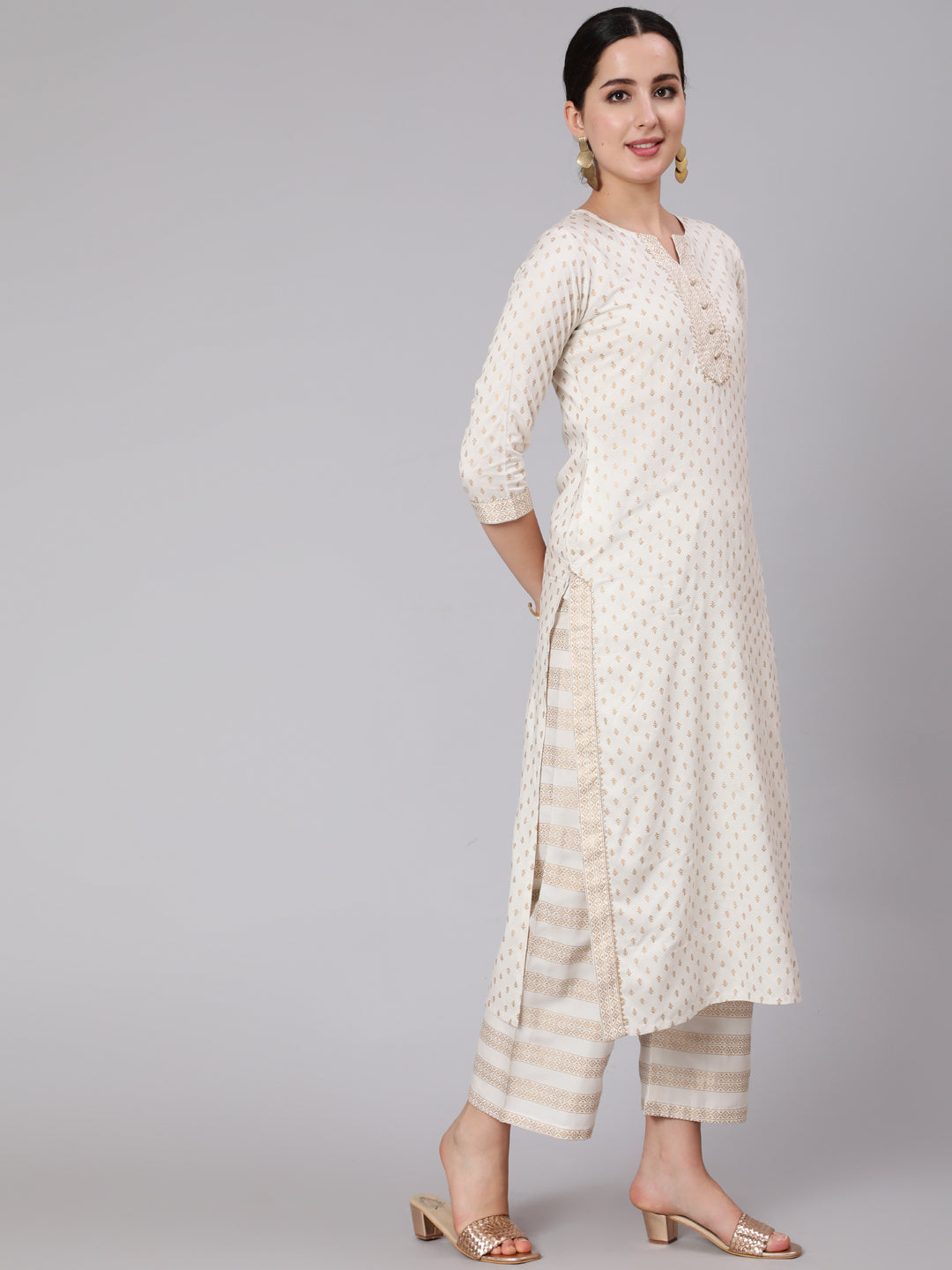White Gold Printed Straight Kurta Set With Net Dupatta