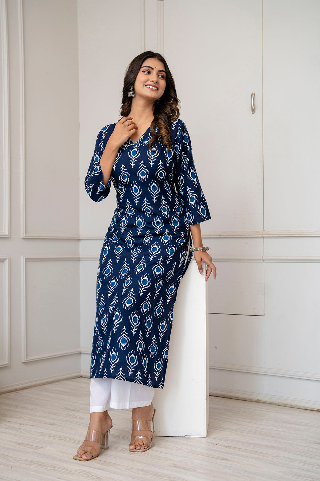 Navy Blue Printed Straight Kurta With Three Quarter Sleeves