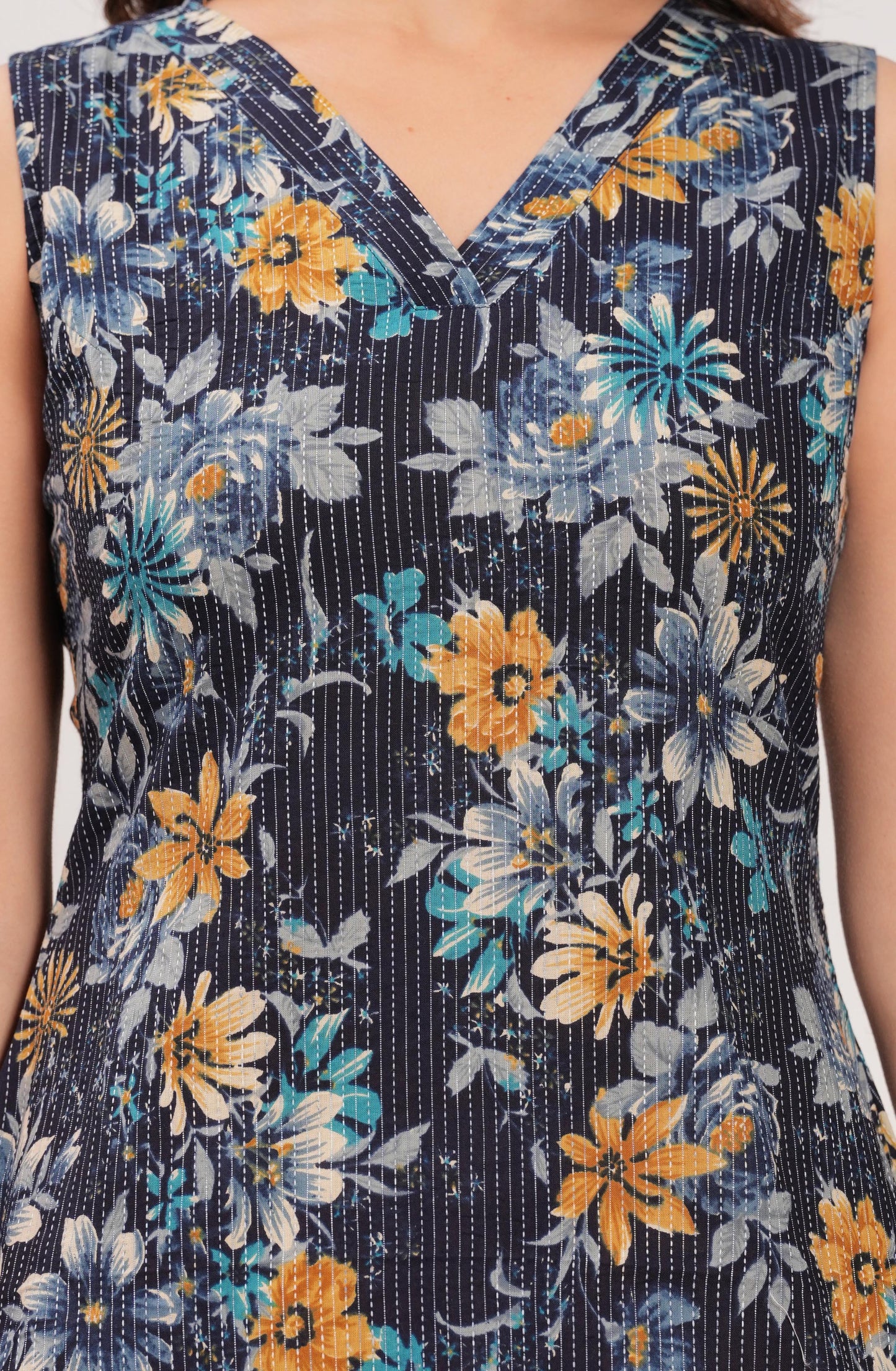 Navy Blue Printed Straight Sleeveless Kurta
