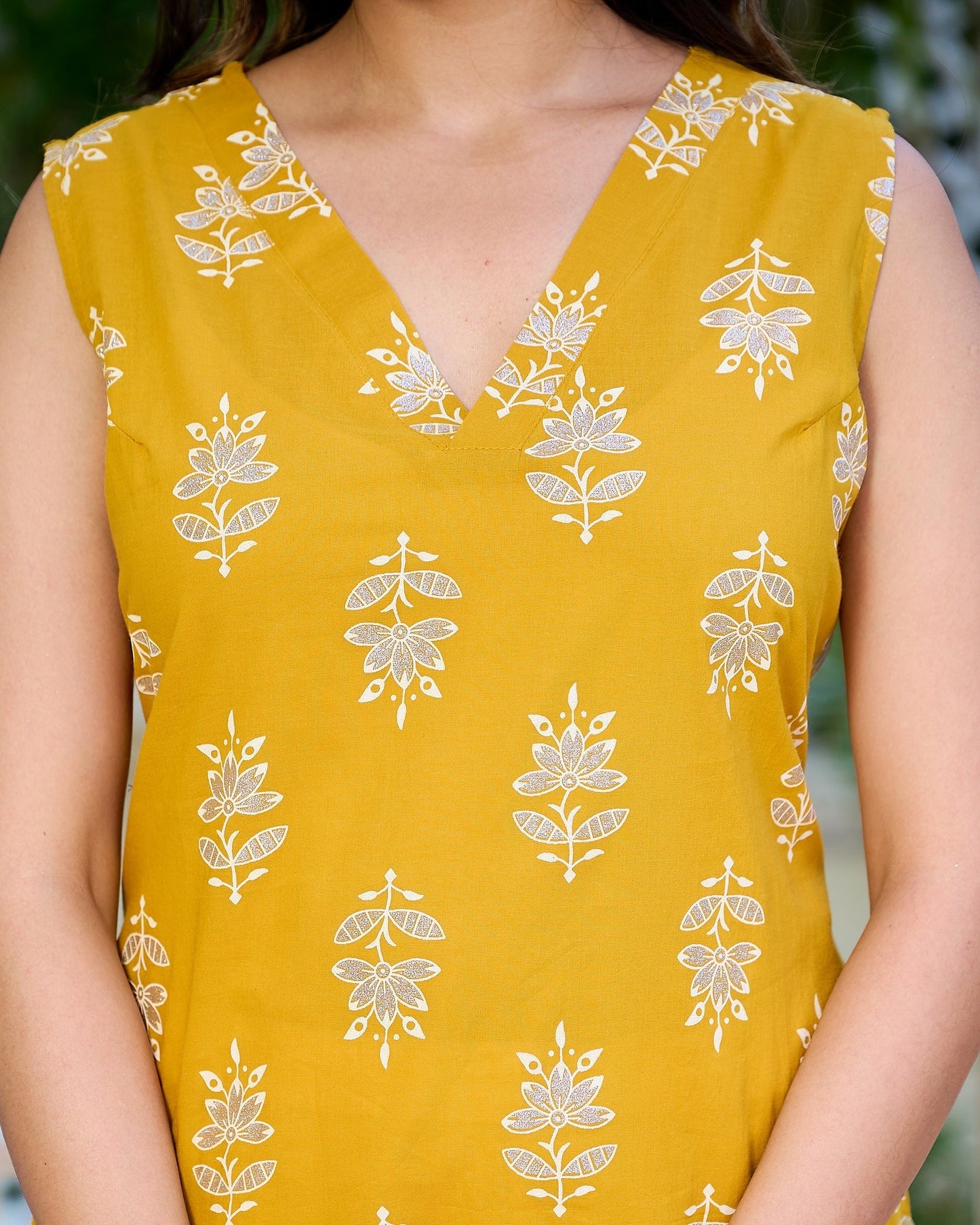 Yellow Sleeveless Kurta Set With Dupatta