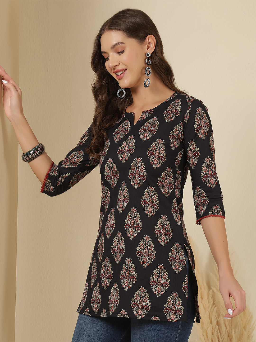 Women Black Printed Straight Tunic