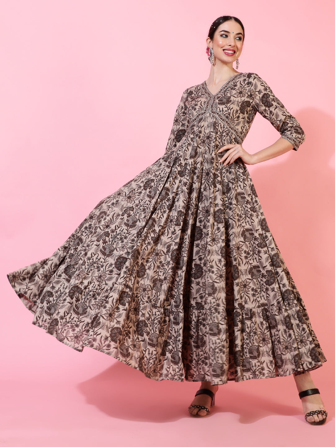 Cotton Ankle Length Printed Flared 3/4 Sleeves V-Neck Kurta