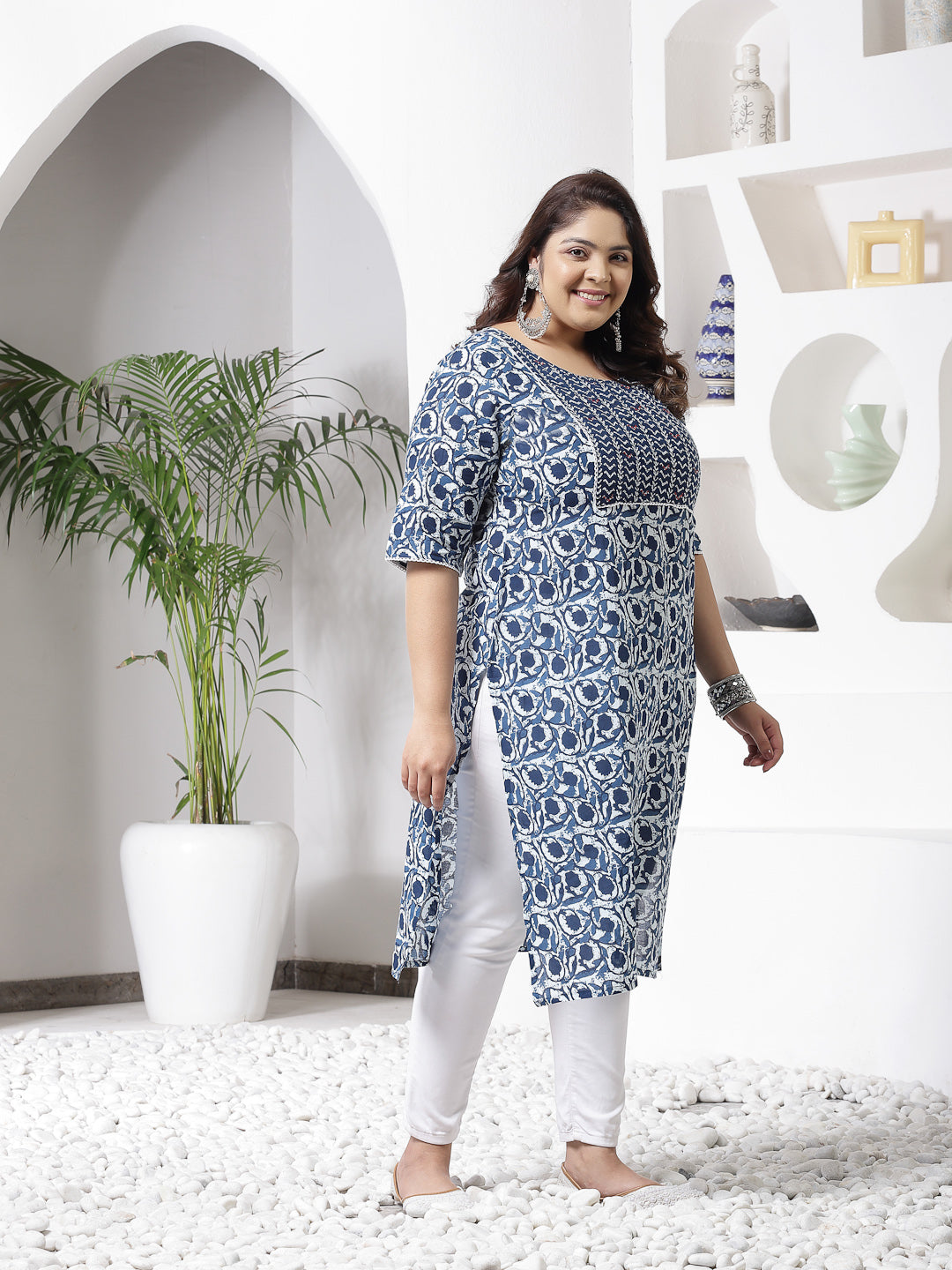Plus Size Indigo Floral Printed Cotton Straight Kurta