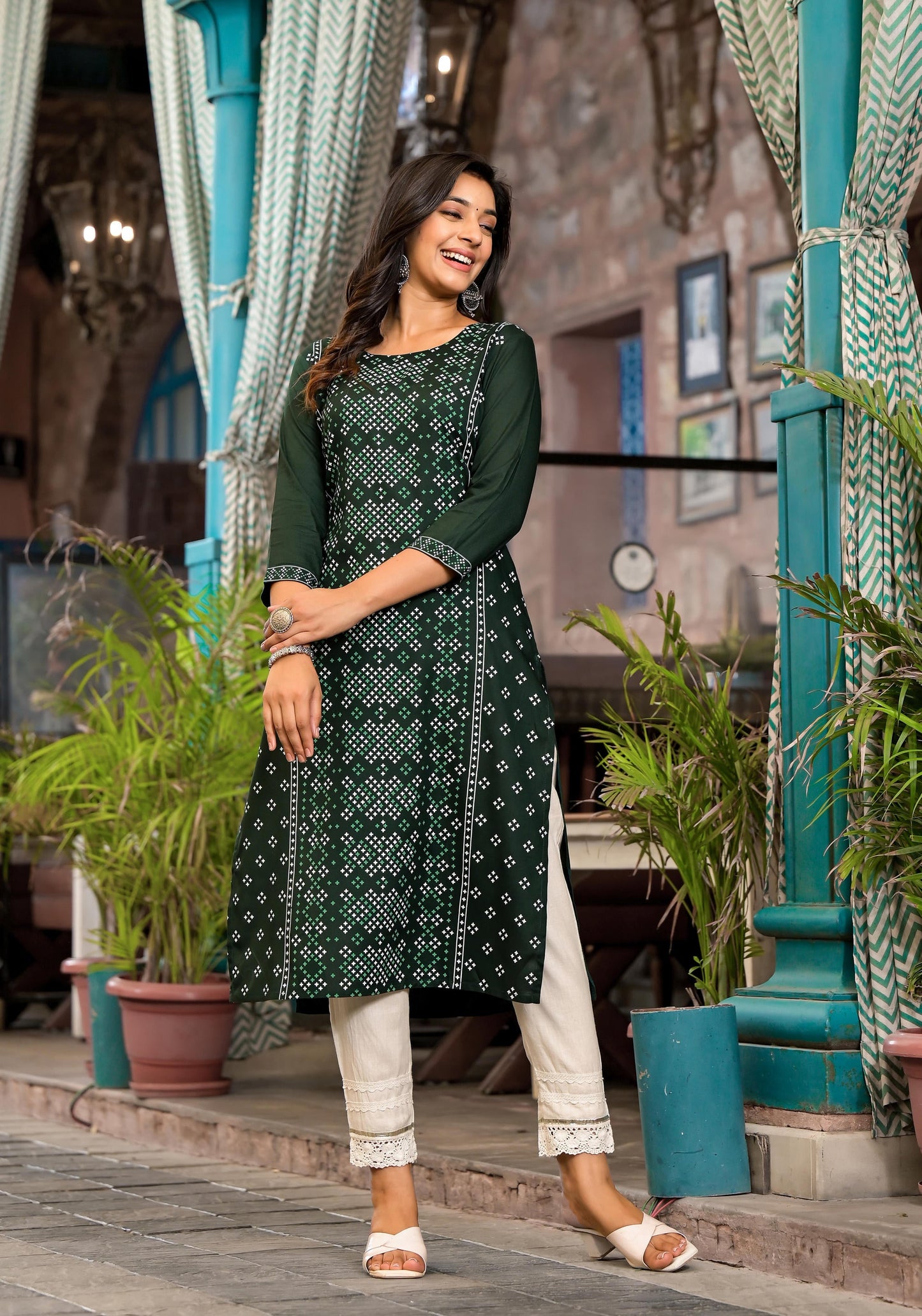 Green Ethnic Motif Printed Round Neck Rayon Kurta With Straight Hemline